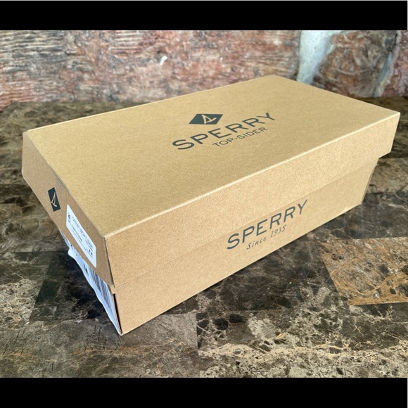 NEW Sperry Crest Boat Barrel Tie Lace Sneaker - Picture 8 of 10